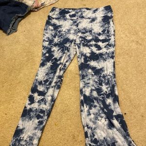 Flare leggings blue and white